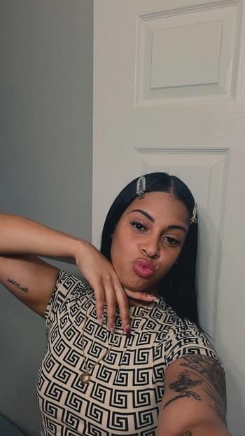 Sophie, 23  female escort, St. George