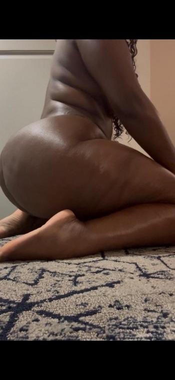kandis, 26  female escort, St. George